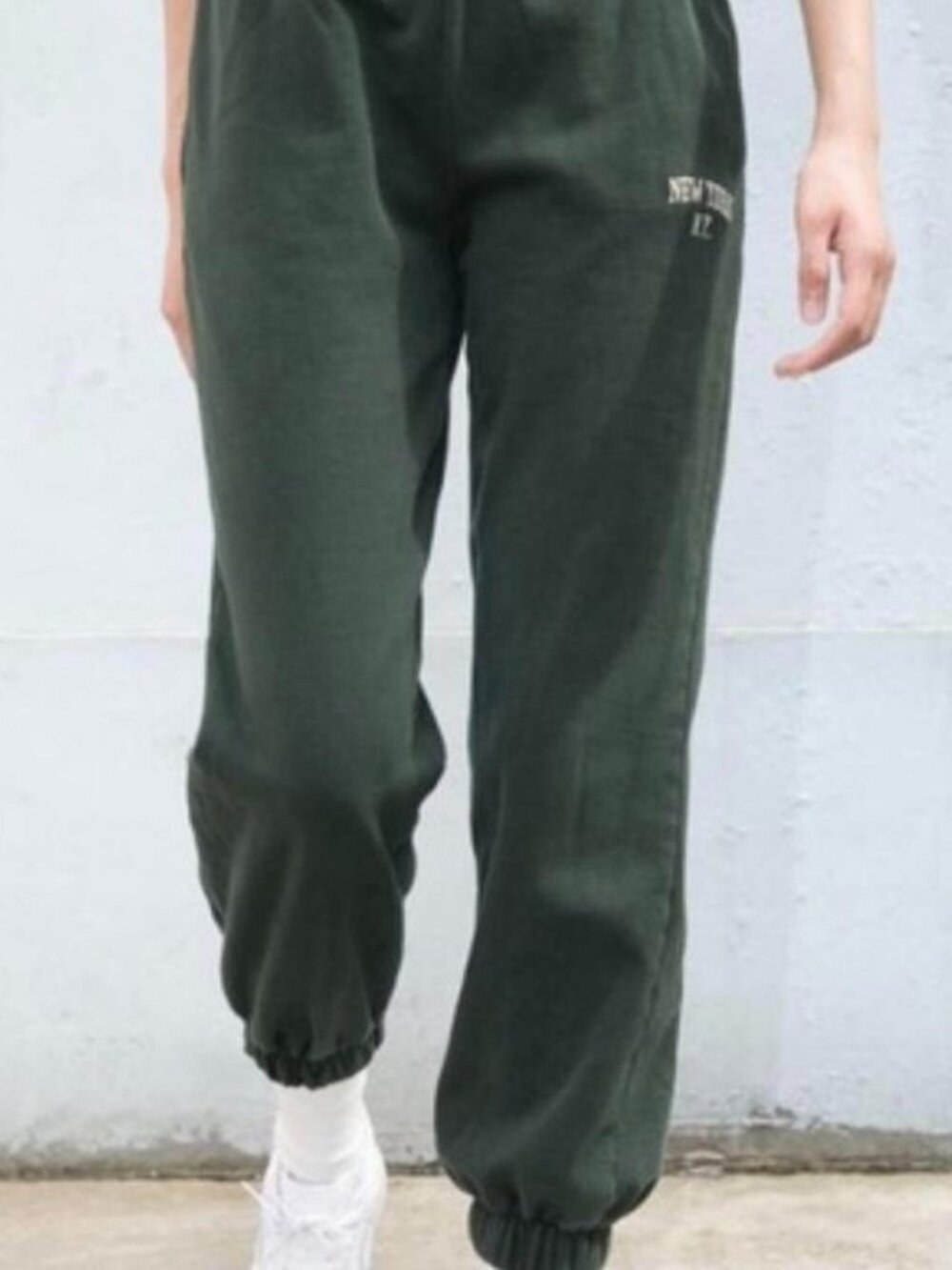 Brandy Melville New York N.Y. Hunter Green Jogger Sweatpants - One Size